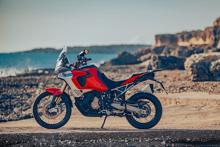 2024 MV Agusta Enduro Veloce Review Details Price Spec_201