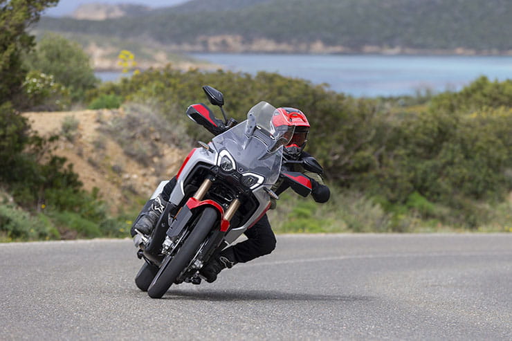 2024 MV Agusta Enduro Veloce Review Details Price Spec_252