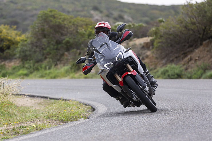 2024 MV Agusta Enduro Veloce Review Details Price Spec_257