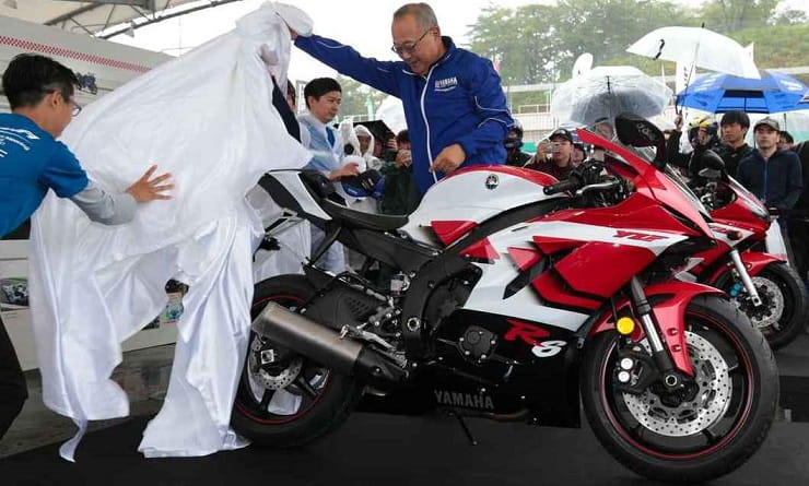 20th anniversary Yamaha R6 revealed in Japan