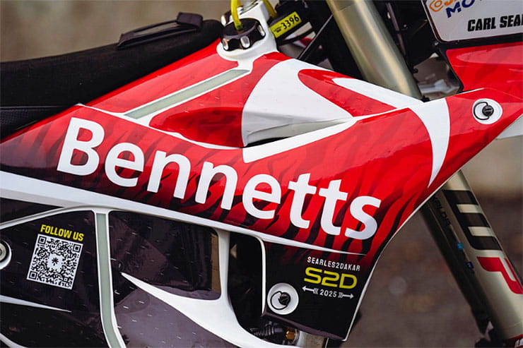 Bennetts and Searles2Dakar reveal special show livery_02