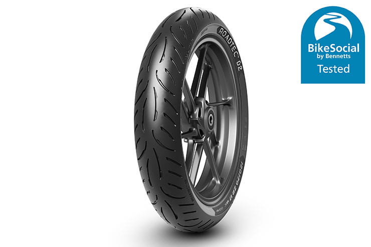 Metzeler Roadtec 02 tyre review grip handling confidence price_101