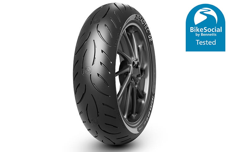 Metzeler Roadtec 02 tyre review grip handling confidence price_102