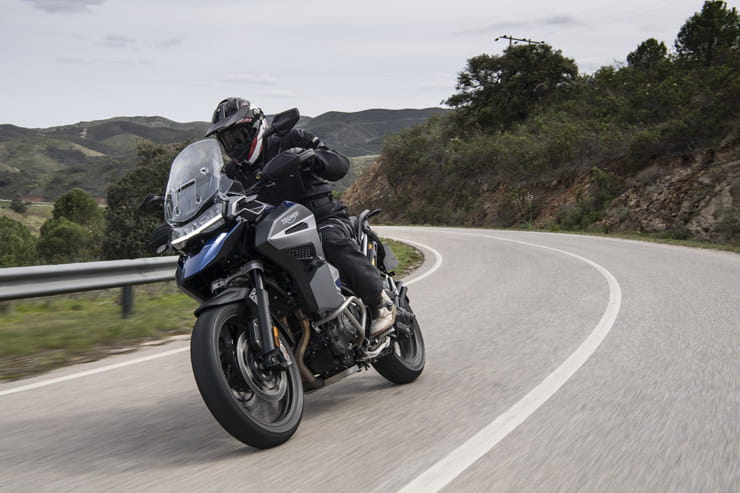 Triumph Tiger 1200 GT Pro Explorer 2022 Review Price Spec_04