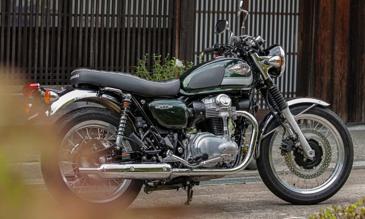 Third Kawasaki W800 version revealed for 2020