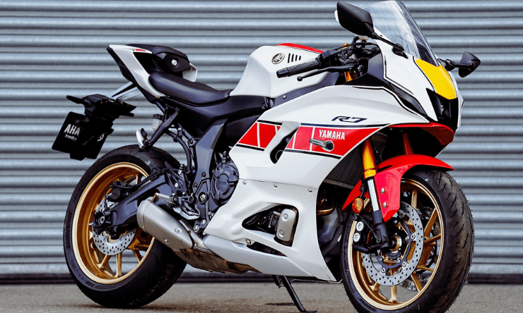 yamaha_r7_competition